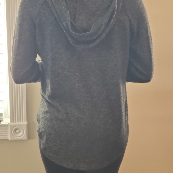 Gray Hoodie With Skull - Picture 14 of 14